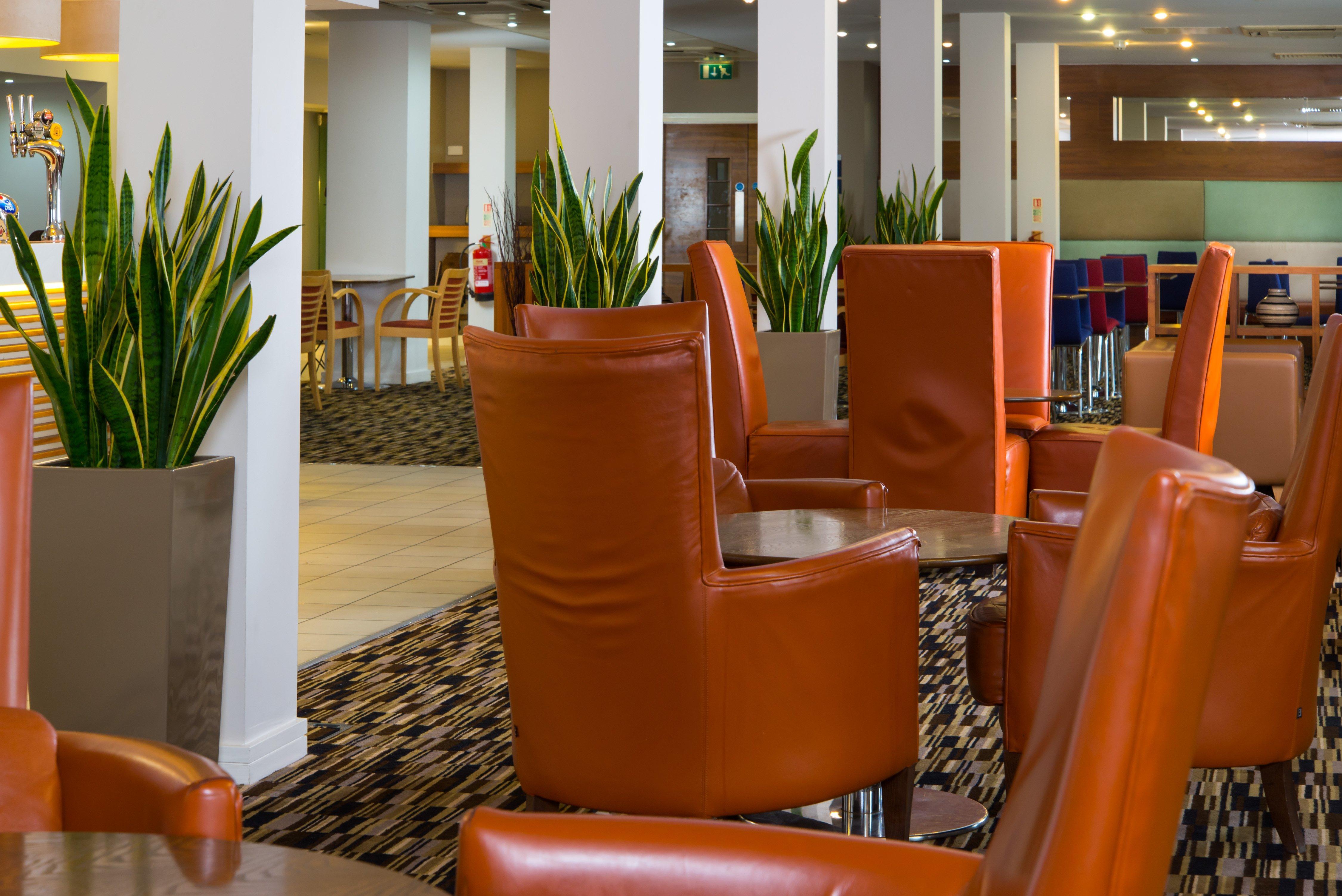 Holiday Inn Express Stevenage, An Ihg Hotel Ngoại thất bức ảnh